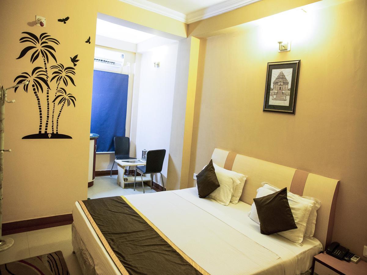 Oyo 3345 Shubham Beach Hotel Puri Buitenkant foto