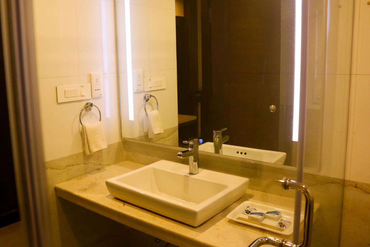 Oyo 3345 Shubham Beach Hotel Puri Buitenkant foto